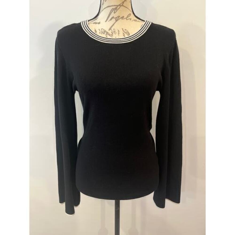 Olivia Warren bell sleeve bow back sweater soft stretch M